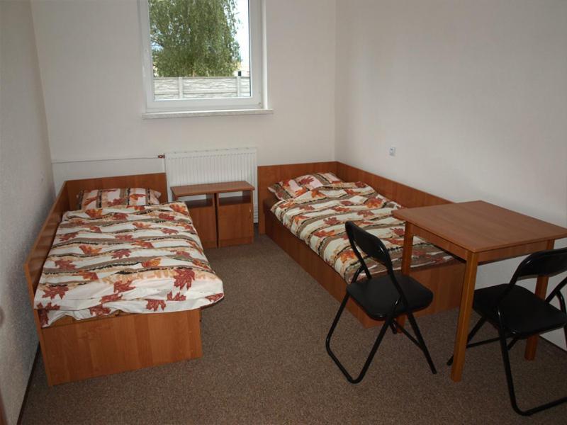 Hostel Hutnik Островець-Свентокшиський Екстер'єр фото